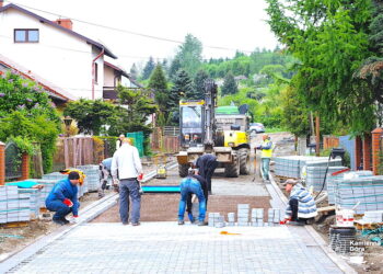 Drogowy plac budowy w Kamiennej Górze