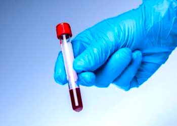 Przetaczanie seniorom krwi dzieci