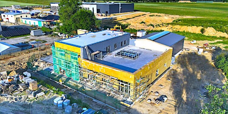 Przetarg na dostawę wyposażenia