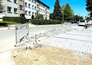 Ulica Słoneczna w Henrykowie w przebudowie