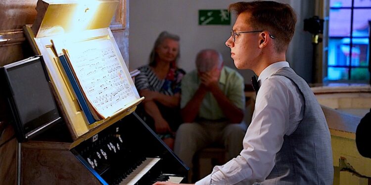 Dzieła mistrzów w wykonaniu młodego wirtuoza