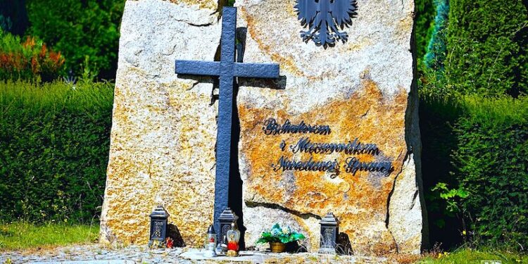 O pamięć i prawdę wołają ofiary