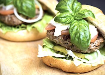 Jeden posiłek dziennie to za mało