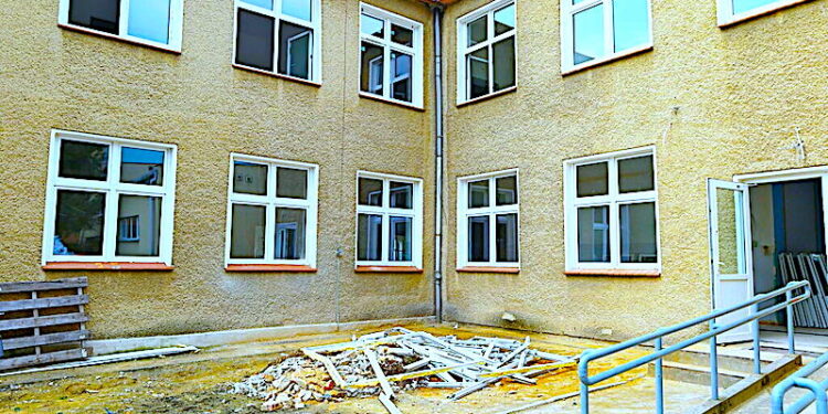 Remont dłuższy niż wakacje