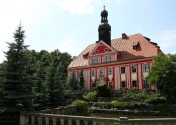 miejscakultury-dolnego-slaska-palac-w-warmatowicach-sienkiewiczowskich