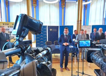 Dwie linie kolejowe już w ręku