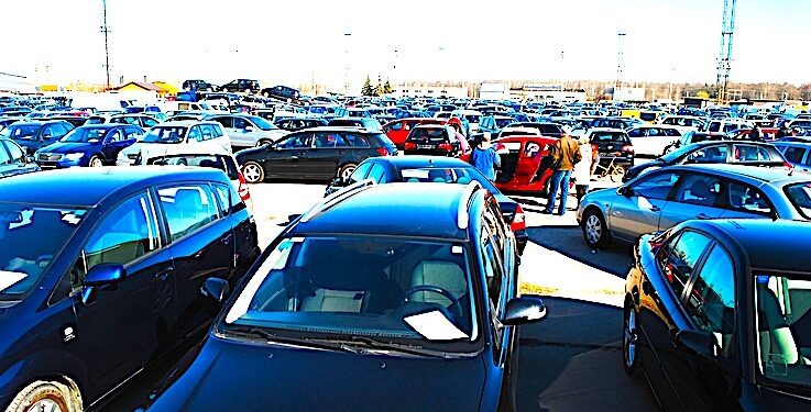 Cena przebieg rocznik