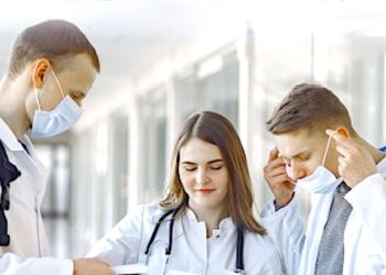 Pielęgniarki położne i ratownicy medyczni