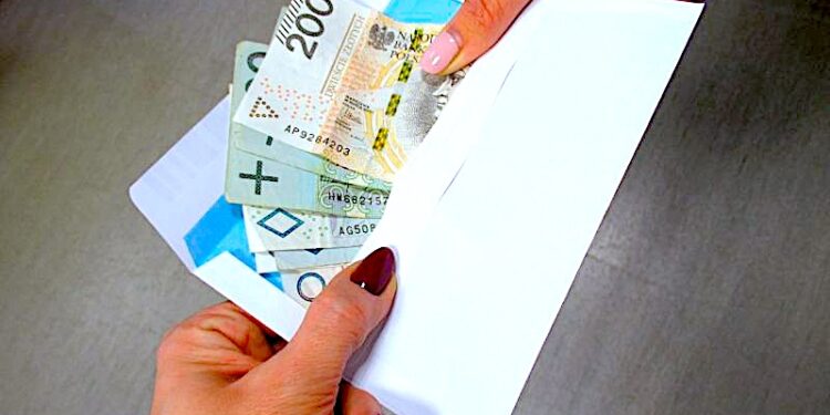 Oszustwa na odległość