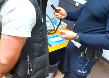 Pierwsze auto jechało zygzakiem