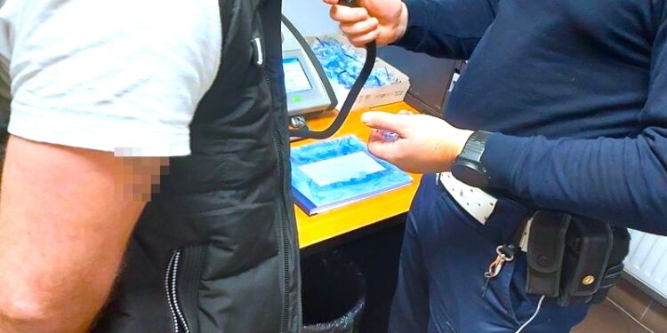 Pierwsze auto jechało zygzakiem