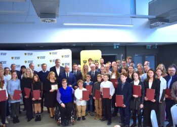 Ponad 100 sportowców