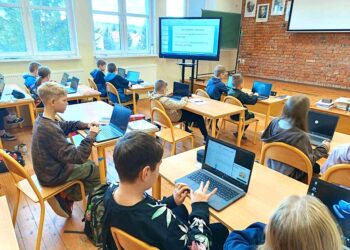 Pracownia multimedialna w Kostrzy