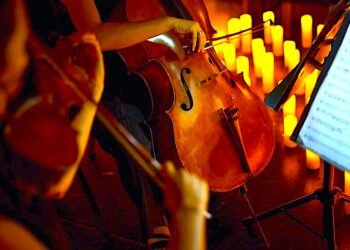 Przy blasku tysiąca świec