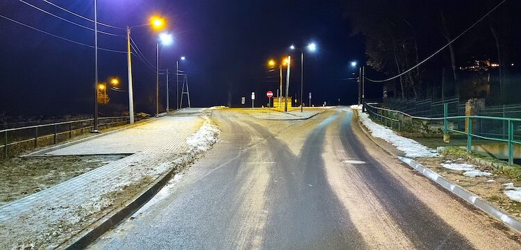 Ulica prowadząca do Gór Sowich