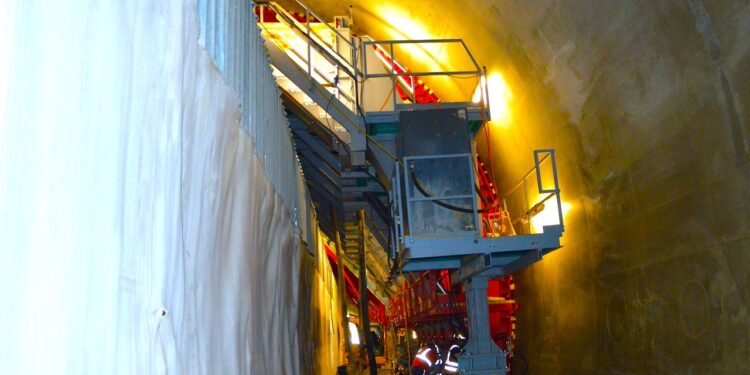 Ostatnie prace w tunelu