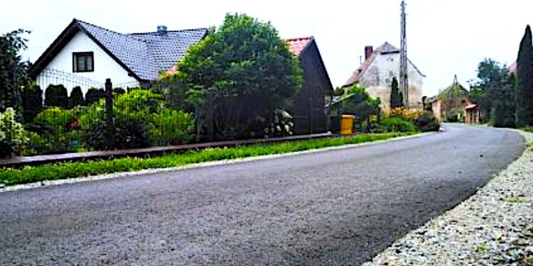 Pierwsze inwestycje drogowe