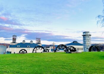 Stara Kopalnia poleca się na wielkanocny spacer