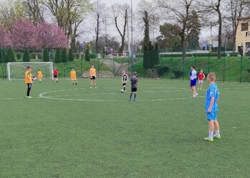 Sobota z piłką nożną