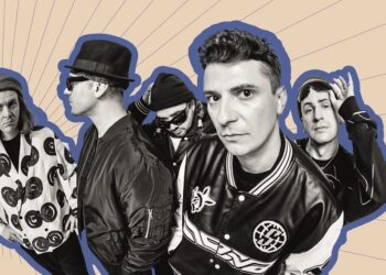 Z gramofonem na scenie