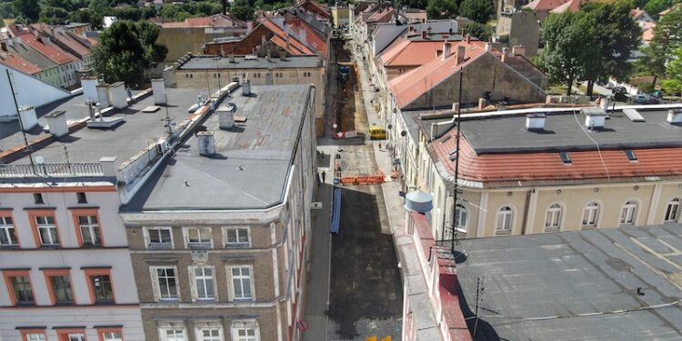 Trwa przebudowa ulicy Armii