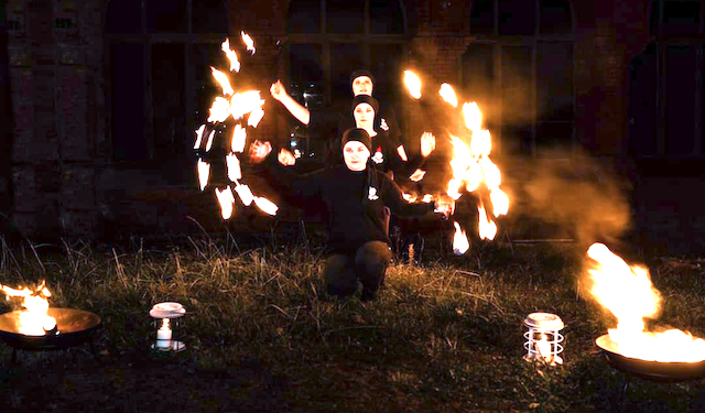 Ogniste show w Starej Kopalni