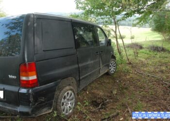 Potrącił policjanta i zaczął uciekać
