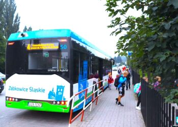 Śledź bieżące informacje