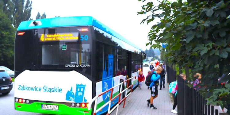 Śledź bieżące informacje