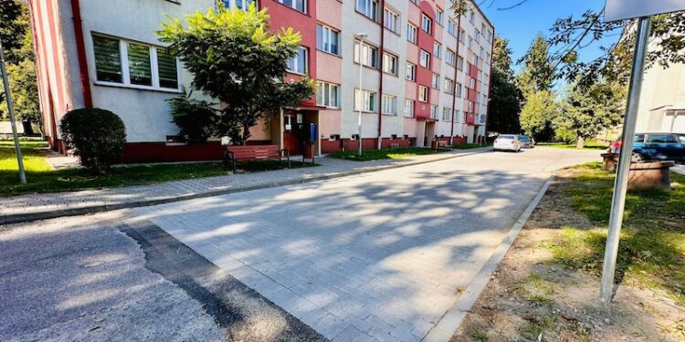 Nowa droga i parking