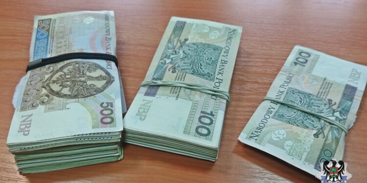 Znęcał się nad siostrą i ojcem