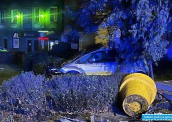 Nietrzeźwy kierowca uderzył