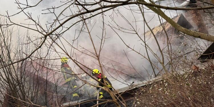 Pożar domu i sprawna