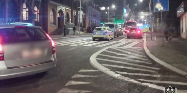 Wszedł na wysokie rusztowanie