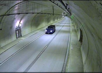 Kto przejechał tunel