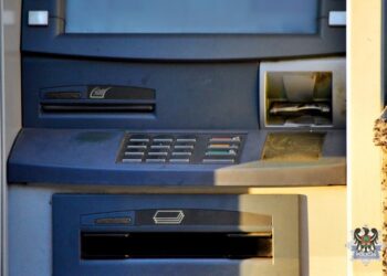 Zamieniła kasę sklepową na