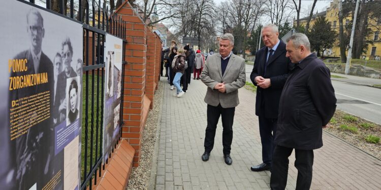 Polacy ratowali Żydów