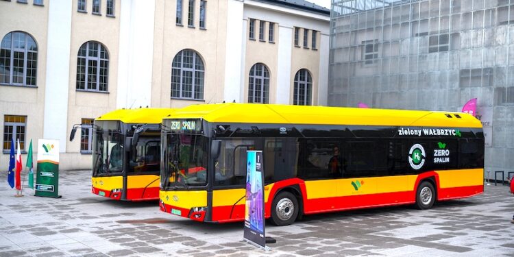 Zeroemisyjne autobusy zasilane
