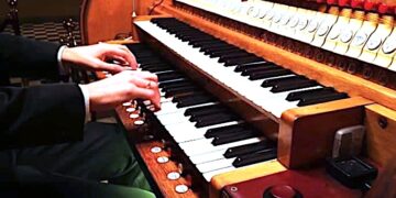 Muzyka przybliża do sacrum